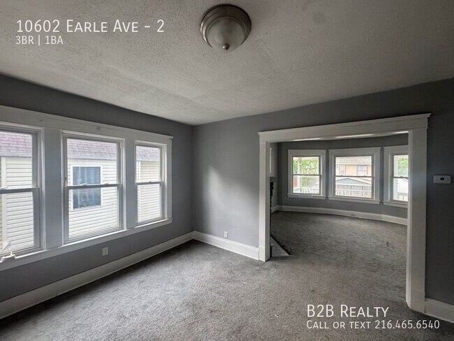 Building Photo - 10602 Earle Ave