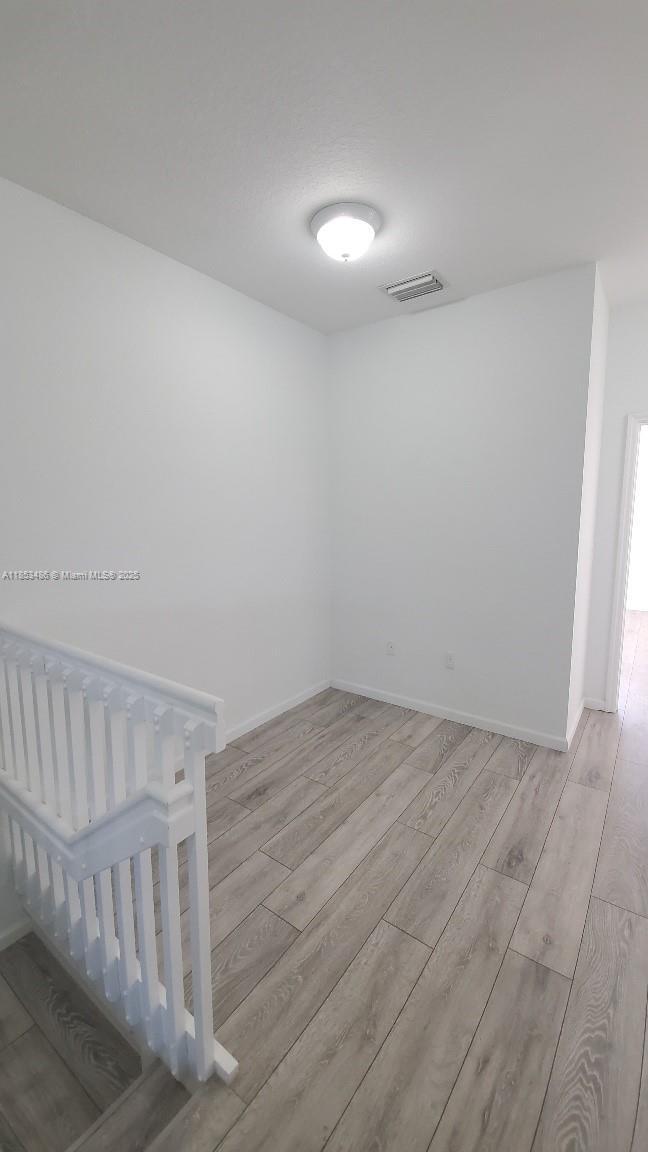 Building Photo - 265 Las Brisas Cir