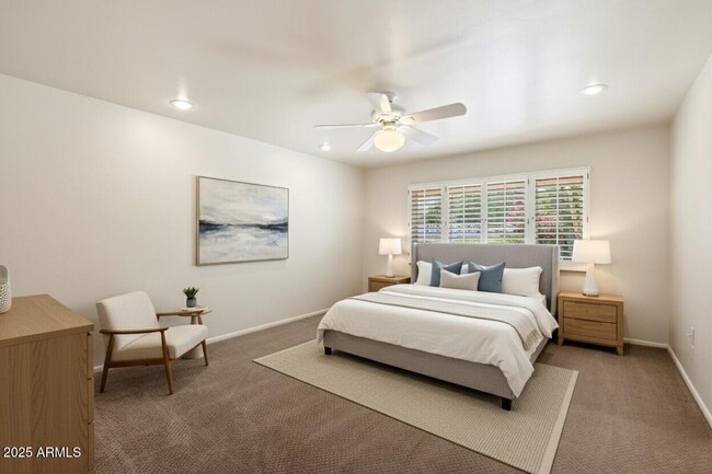 Building Photo - 5019 E Rovey Ave