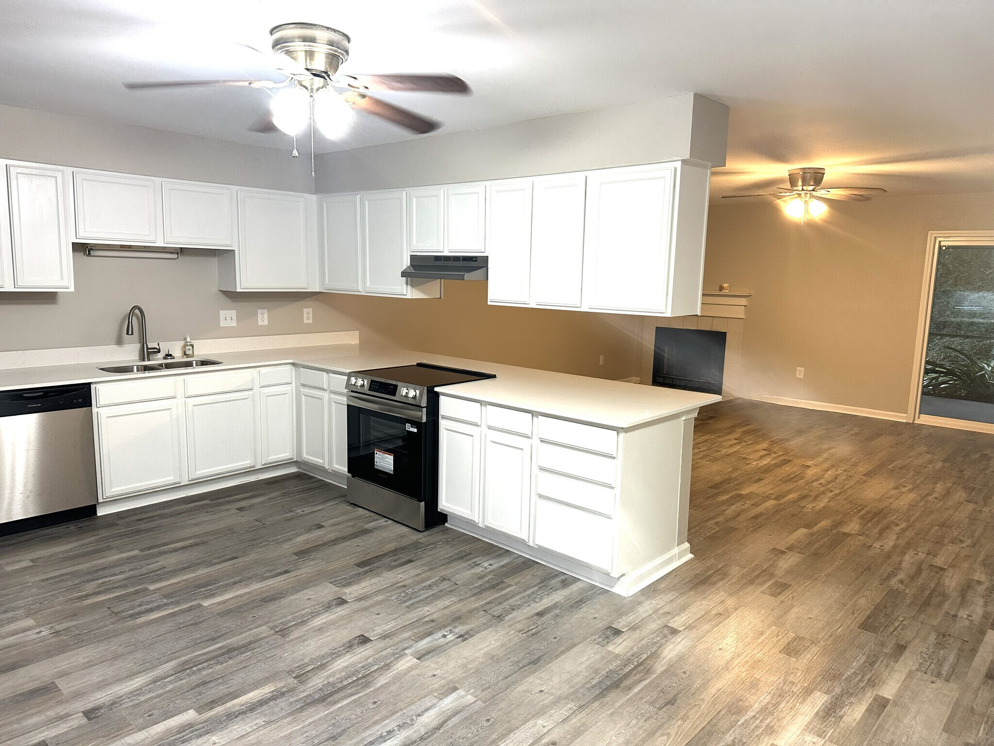 Building Photo - 178 Beaver Pond Loop