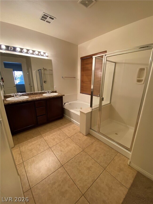 Building Photo - 2016 Turtle Beach Ave