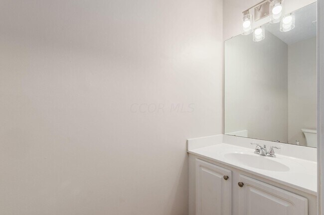 Building Photo - 3055 Glenloch Cir