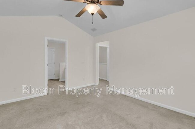 Building Photo - 1660 Bridwell Ln