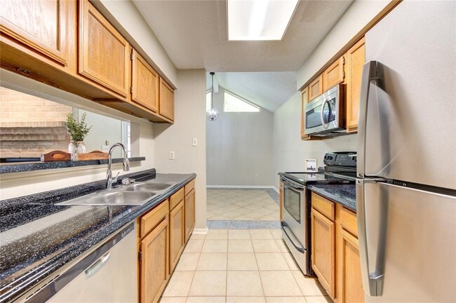 Building Photo - 8746 E Rylander Cir