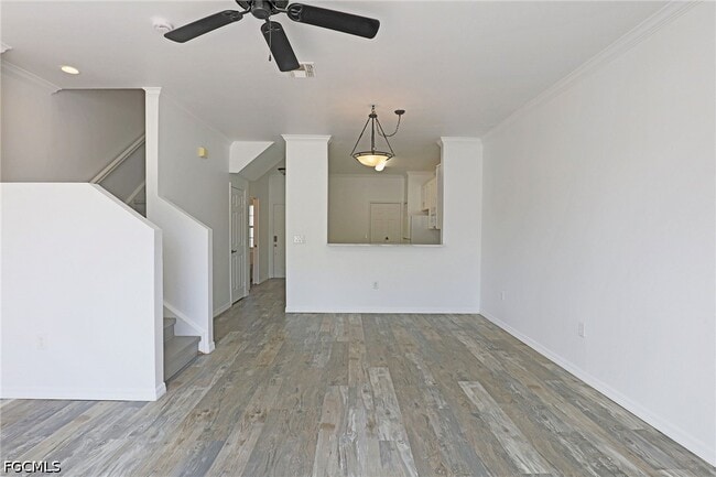 Building Photo - 3629 Pine Oak Cir