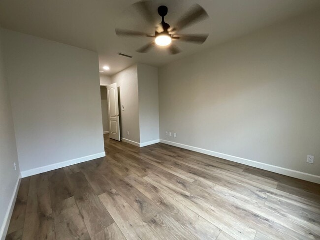 Building Photo - Updated Home In Established Northeast Fresno Neighborhood. Clovis Unified Schools!