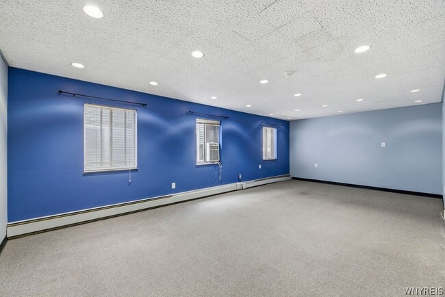 Building Photo - 57 St Johns Parkside