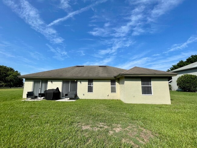 Building Photo - Great 4/2 home in Wedgefield!!