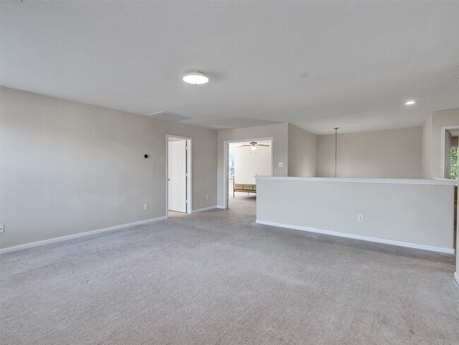 Building Photo - 29650 Legends Green Dr