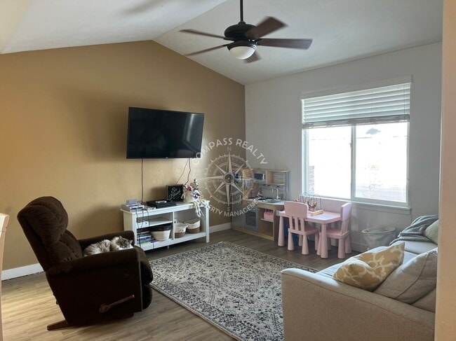 Building Photo - 375 Slate Drive