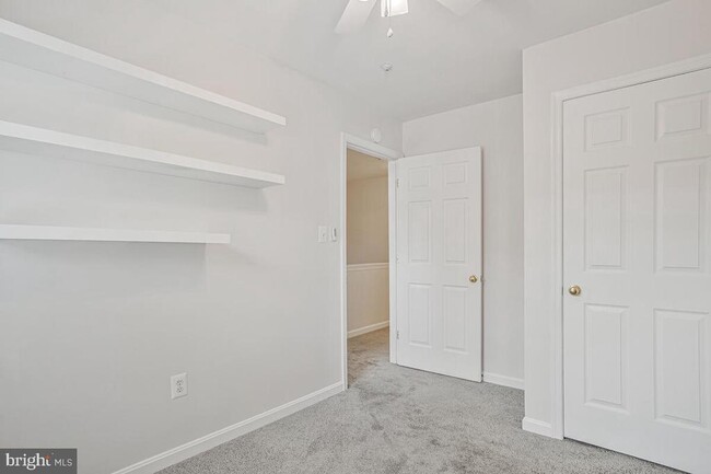 Building Photo - 7929 Canter Ct