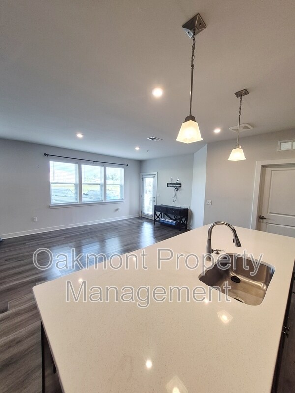 Building Photo - 3700 Maze Runner Dr