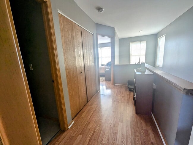 Building Photo - 2502 Oak Tree Ln