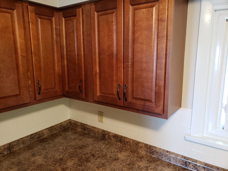 Building Photo - 503 Hancock St