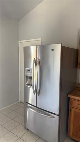 Building Photo - 441 S Highland Dr