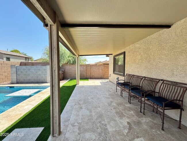 Building Photo - 45008 Miramar Rd