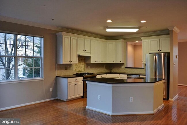 Building Photo - 6702 Tranquil Way