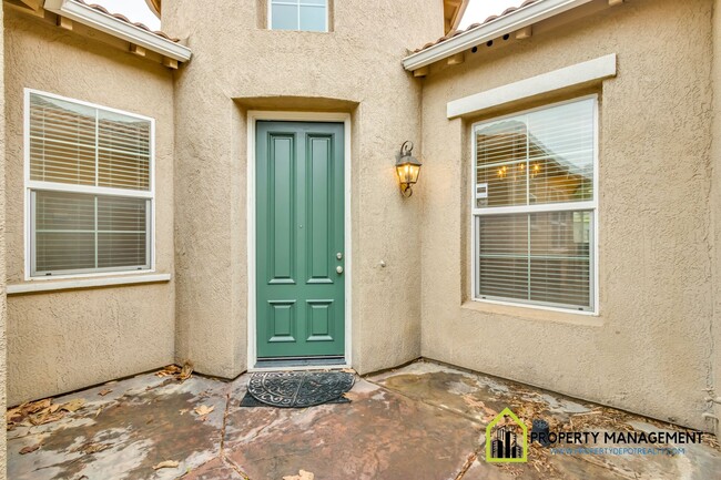 Building Photo - Exceptional Single-Story Home for Rent - 2...