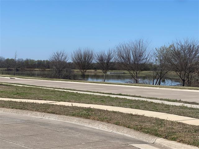 Building Photo - 4005 Waterford Dr