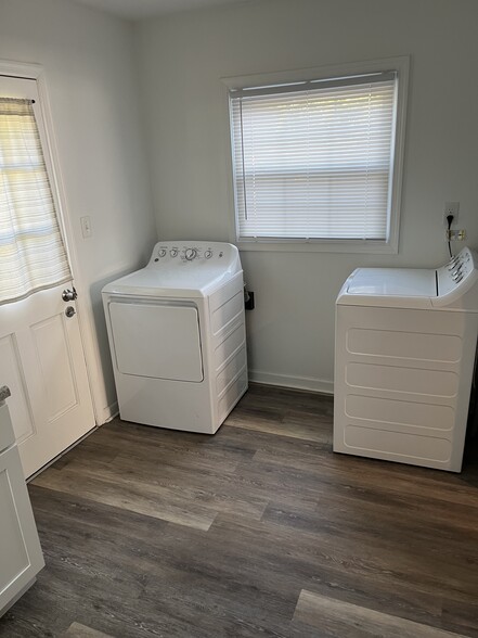 Laundry Room / washer and dryer - 12 Fairway Ln