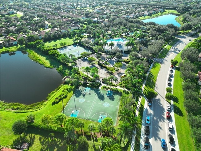 Building Photo - 2029 Fairmont Ln