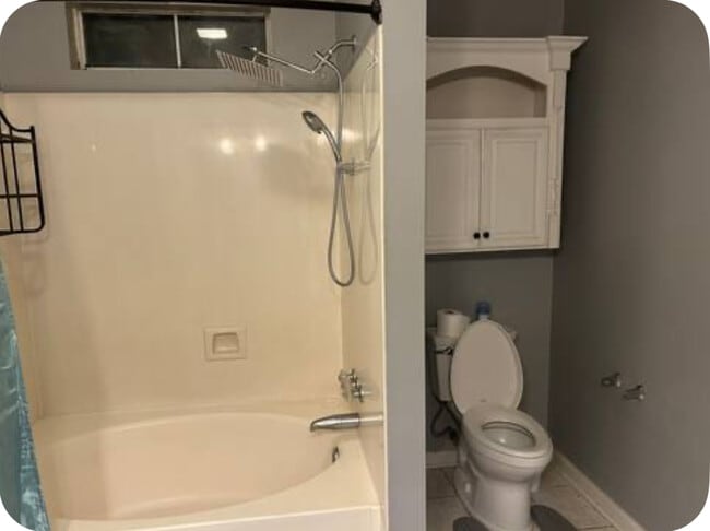 Building Photo - 9455 Pecan Tree Dr