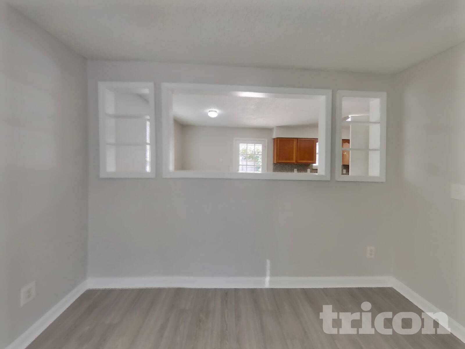 Building Photo - 10868 Trestle Ct