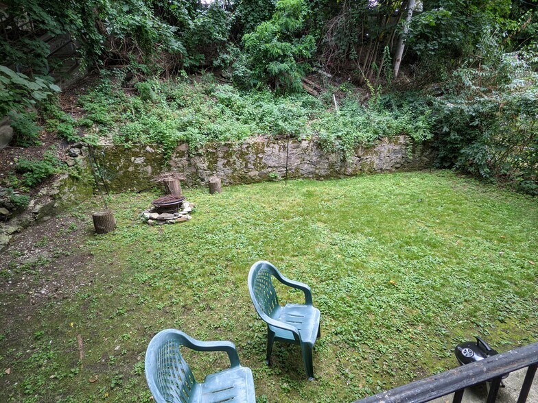 Building Photo - 74 Colborne Rd