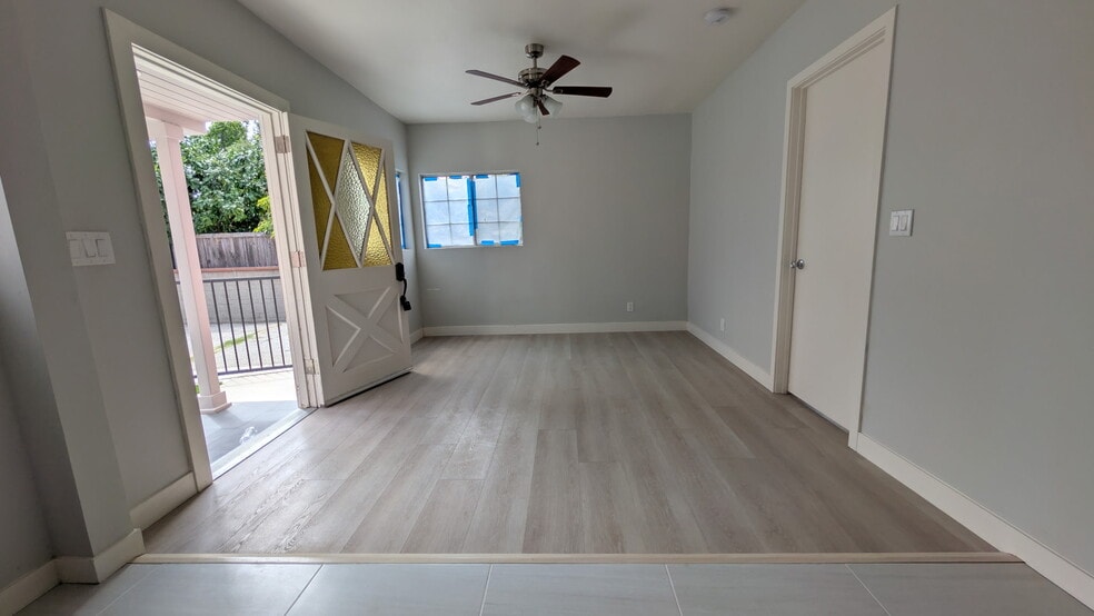 Building Photo - 5943 Camellia Ave