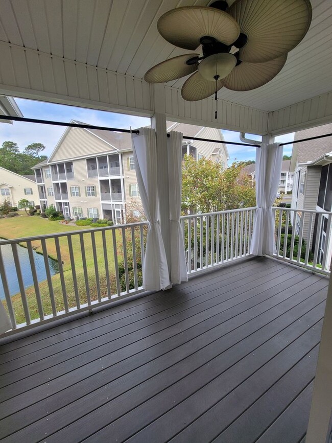 Building Photo - Beautiful 3-Bedroom, 2-Bath 2nd Floor Cond...