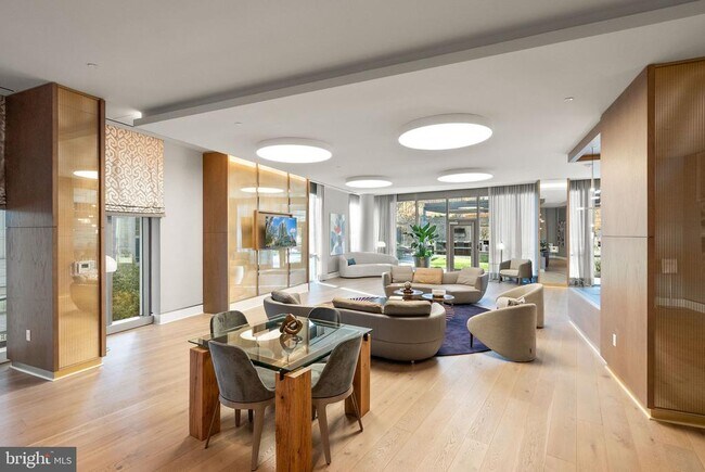 Building Photo - 7887 Jones Branch Dr