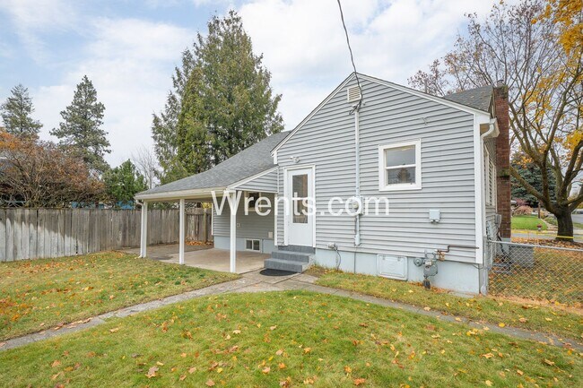 Building Photo - Newly renovated 3bd 2bath Shadle Rancher MUST SEE