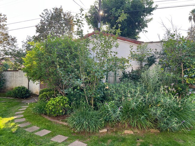 Exterior of the Guesthouse with private, gated entry - 533 N Mission Dr