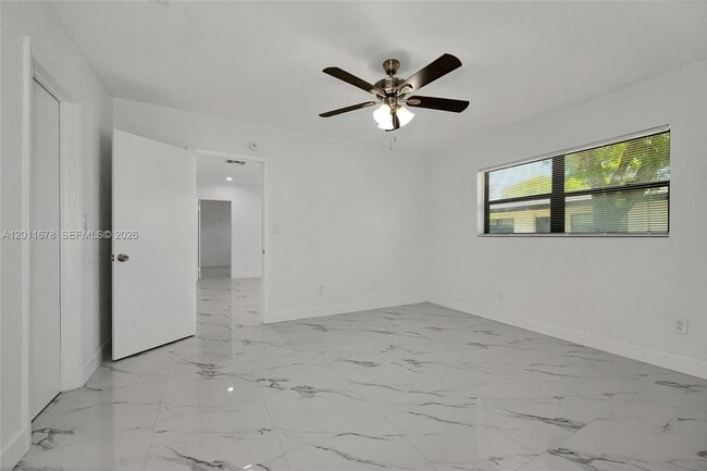 Building Photo - 8732 SW 145th St