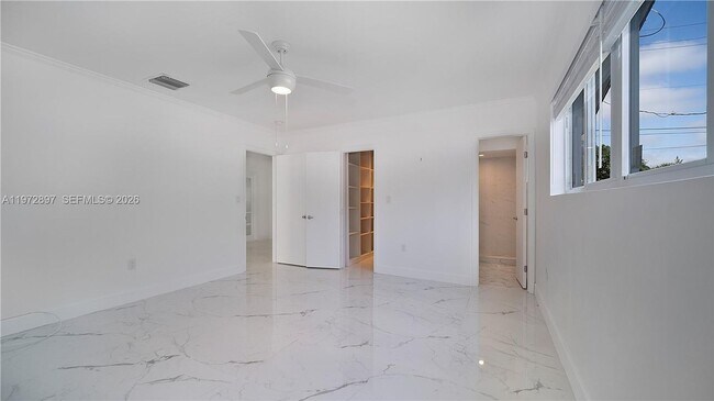 Building Photo - 11690 SW 81st Rd