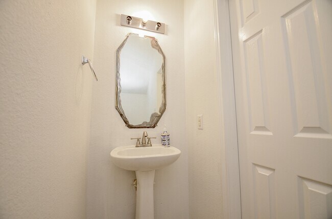 Building Photo - 21723 Britton Hill Way