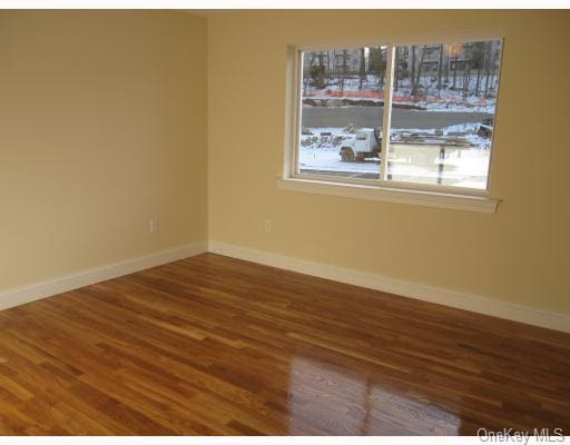 Building Photo - 204 Tondo Cir