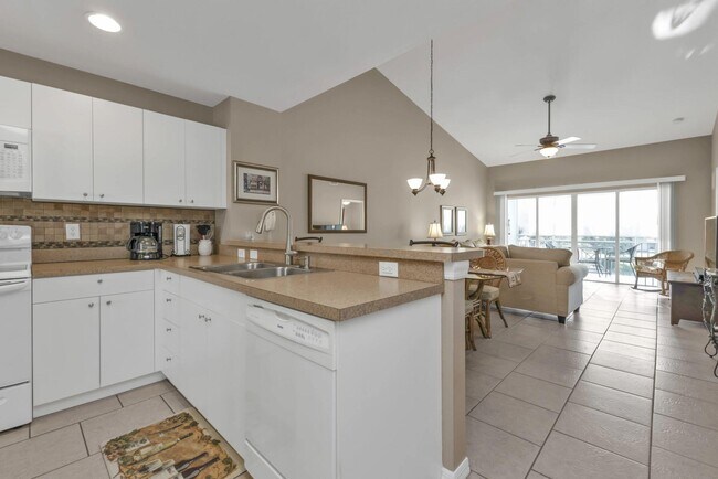 Building Photo - 5763 Sabal Trace Dr