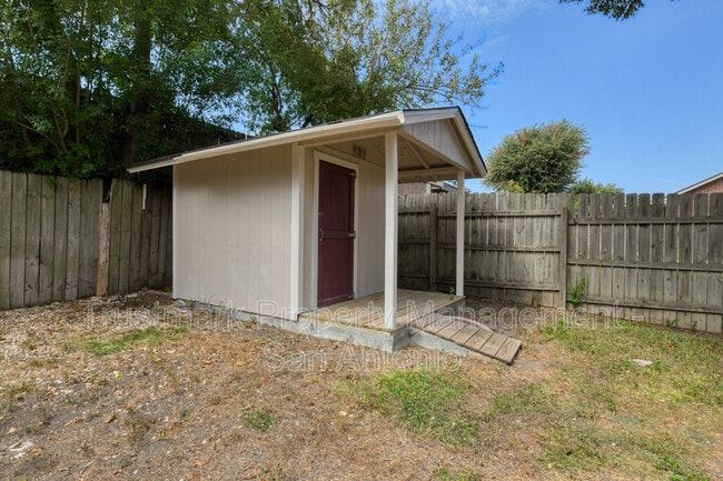 Building Photo - 514 Freiling