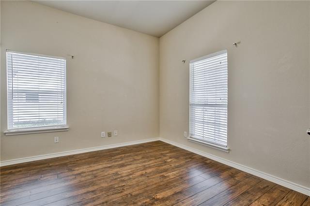 Building Photo - 1701 Kennessaw Dr
