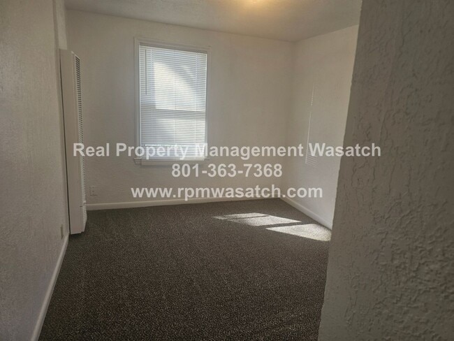 Building Photo - 297 Marvista Ln