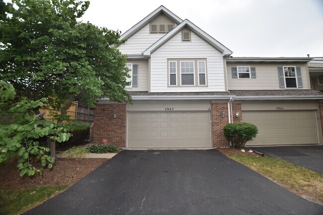 Primary Photo - 2963 Saganashkee Ln