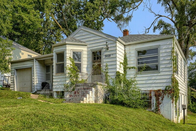 Building Photo - 3028 Whitmore St