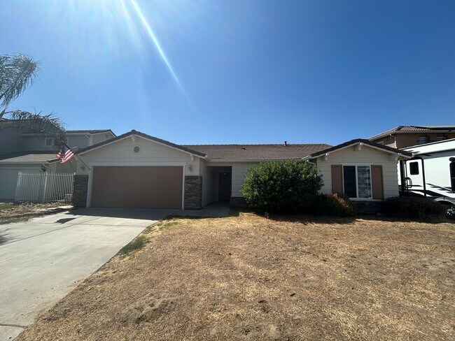 Building Photo - 2454 Ranier Way