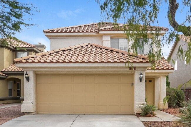 Building Photo - 1112 Barton Green Dr