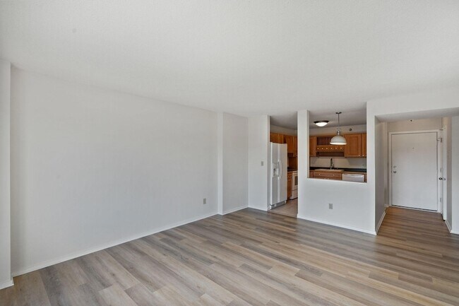 Building Photo - 121 Washington Ave S