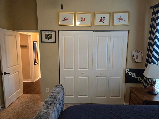 Building Photo - Immaculate Longleaf 4/3 with Office