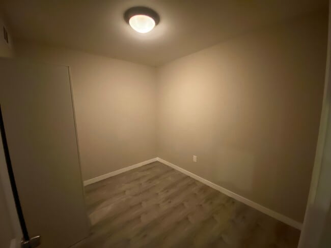 Building Photo - 4673 Redding St