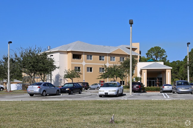 Primary Photo - Villa Seton