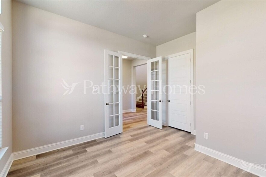 Building Photo - 112 Trail Dr